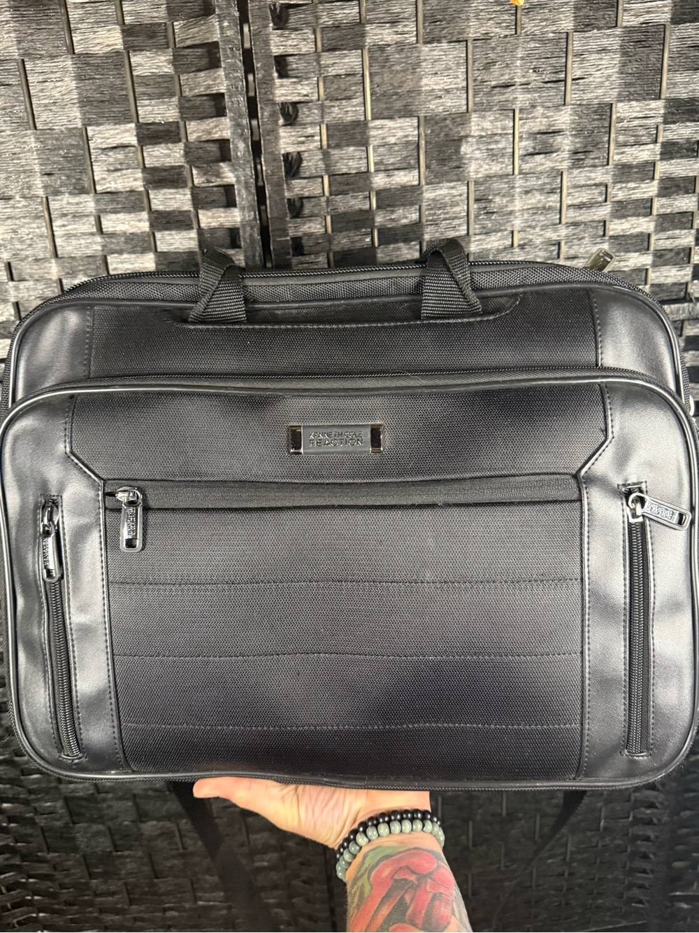 Kenneth Cole Reaction Black Textured Laptop Briefcase